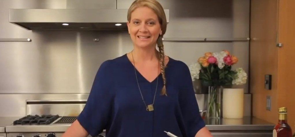 Amanda piątek | Biografia, Wiki, wiek, wartość netto (2020), przepisy, szef kuchni |