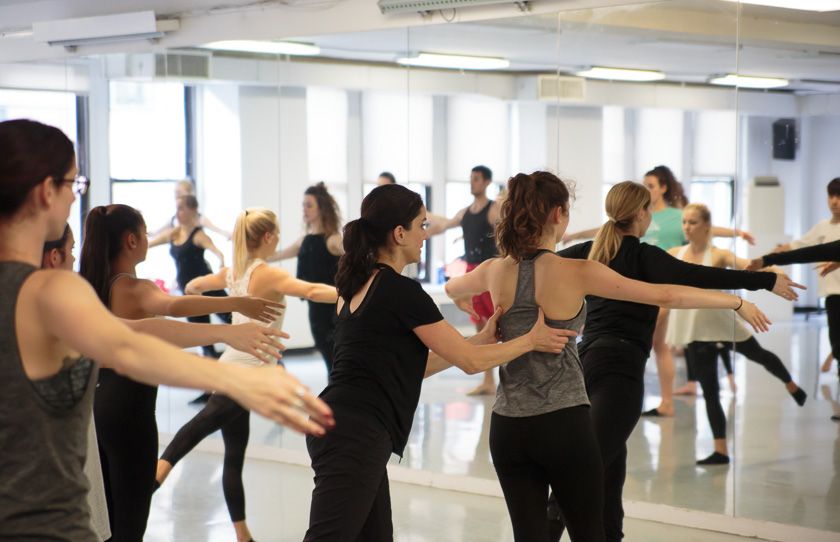 Lo que Ginger Cox quiere que los bailarines sepan sobre la anatomía de la danza