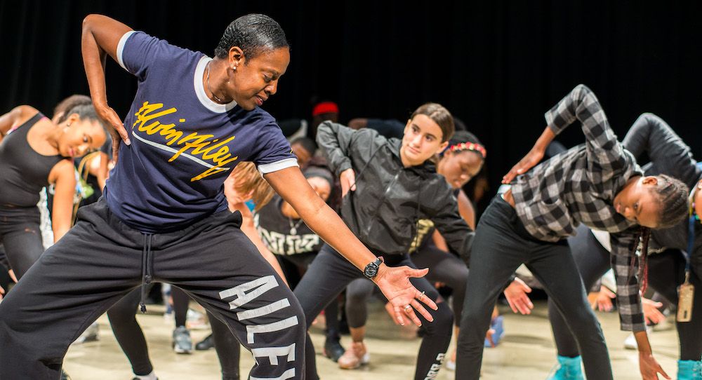 איילי לאמנויות בחינוך ובתוכניות קהילתיות מציעה סדרות סדנאות ריקוד וירטואלי 'התגלות'