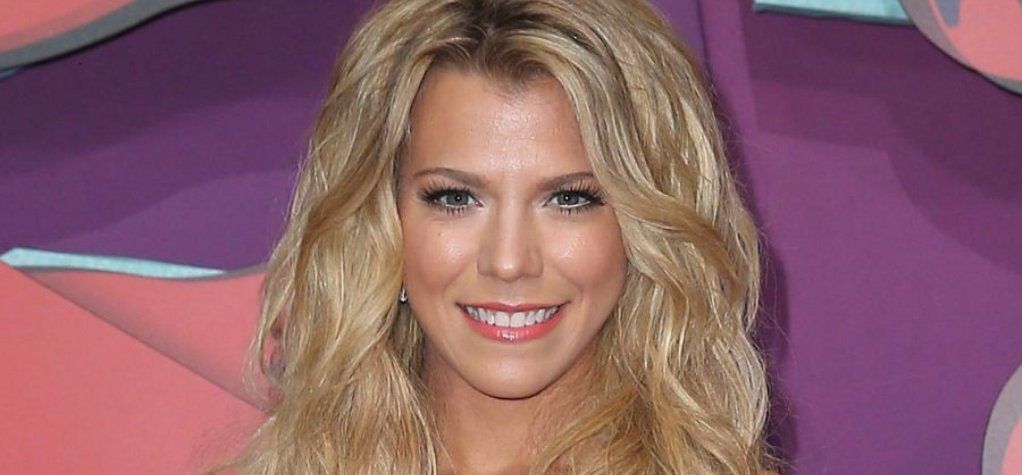 Kimberly Perry (Countrey Singer) Bio, Wiki, Age, Career, Net Worth, Instagram, Songs