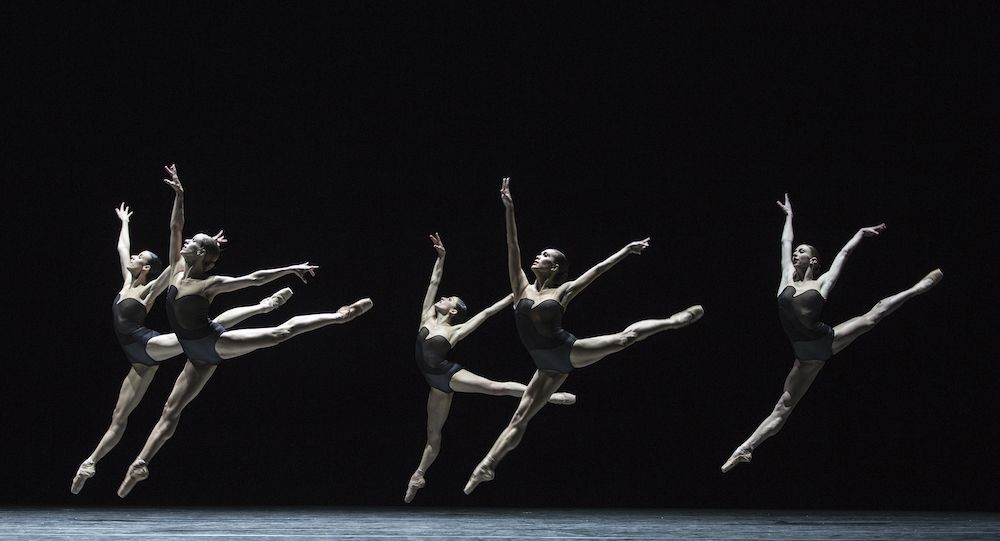 Pacific Northwest Ballets 'One Thousand Pieces' med ny bosiddende koreograf Alejandro Cerrudo