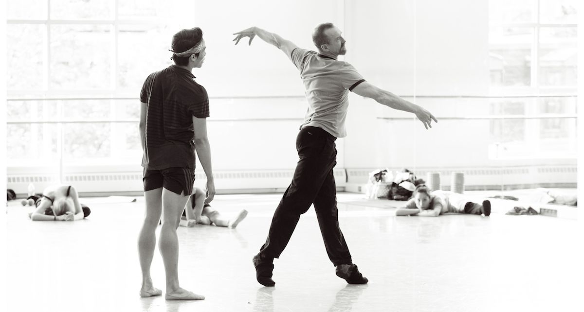 William Forsythe s hlavným tanečníkom bostonského baletu Johnom Lamom. Foto: Liza Voll.
