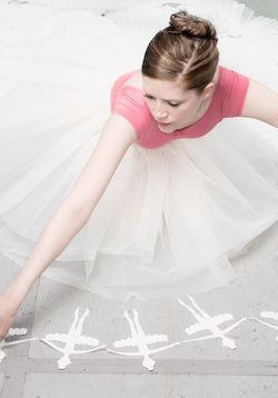 Vanessa Salgado, bailarina y creadora de Crafterina®. Foto de Corey Melton.