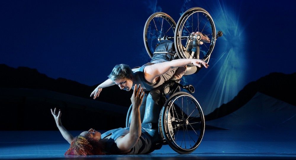 Vammaistaiteen johtaja Laurel Lawson on Dance / USA -taiteilija