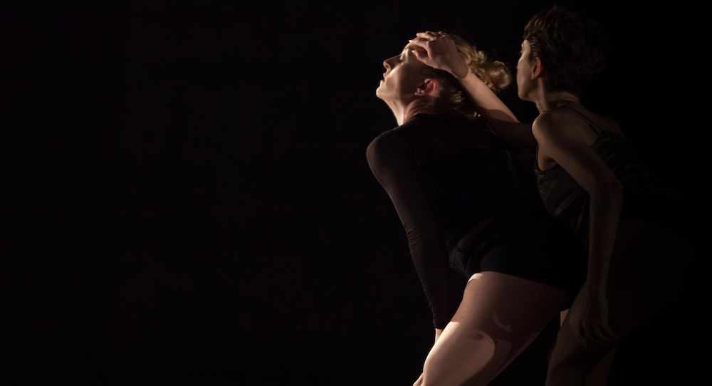 Clairobscur Dance Company sa v Los Angeles dobre darí