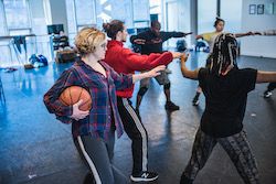 Das Nationale Zentrum für Choreografie-Akron baut ein Forschungsprogramm für kreative Verwaltung auf