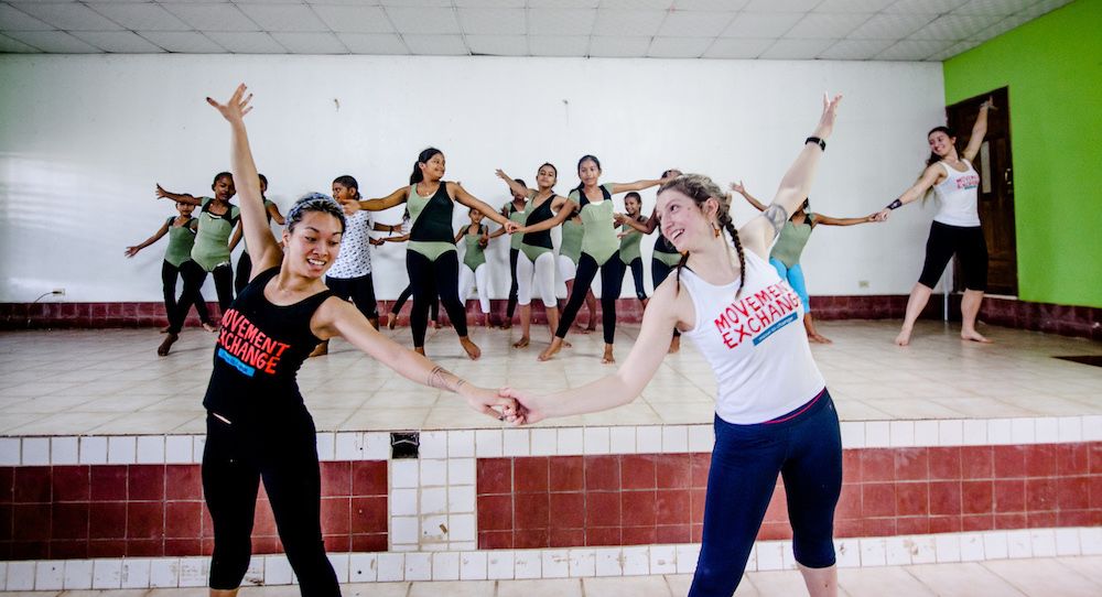 Millennials verwandeln den Zweck des Tanzes durch Bewegungsaustausch