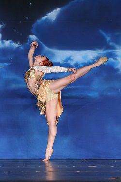 Bailarín Jordan Hilgenberg