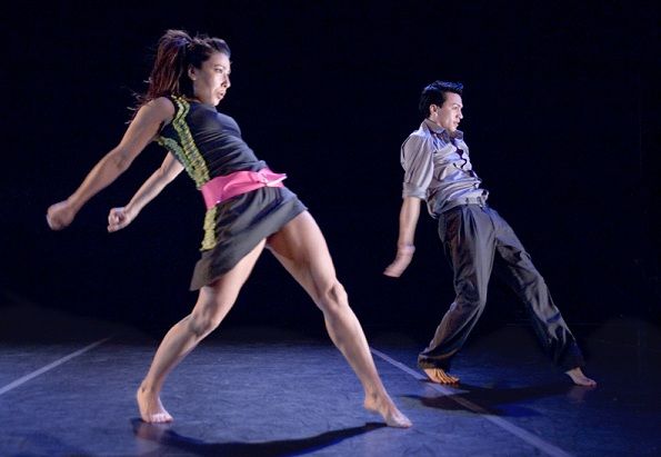 ¡El '5 × 5' de L.A. Contemporary Dance Company obtiene una calificación completa de 5 estrellas!
