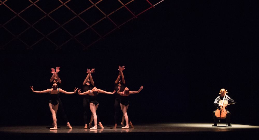 Iluzje optyczne i rzeczywistość w „Parts in Suite” Boston Ballet