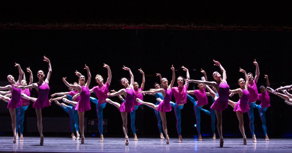 Ustvarjanje razpoloženja: bostonski baletni ples 'Full on Forsythe'