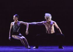 Михо Огимото и Михал Штипа из Чешского национального балета. Фото Кима Кенни.