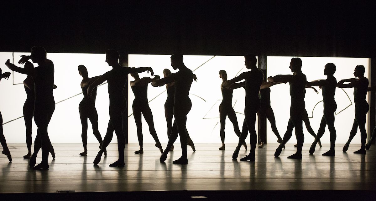 Boston Ballet นำเสนอ 'Artifact' ของ William Forsythe: Beyond binary