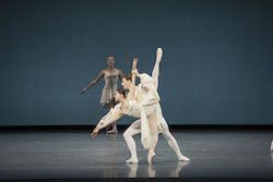 Misa Kuranaga ir Patrickas Yocumas George'o Balanchine'e