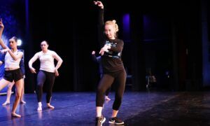 Emma Gassett. Kuva: Groove Dance Competition and Convention.